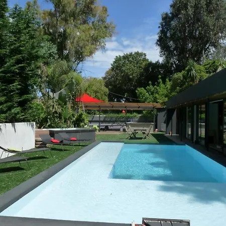 Golfe-juan Sleeps 10 Pool Air Con Wifi Willa Golfe-Juan